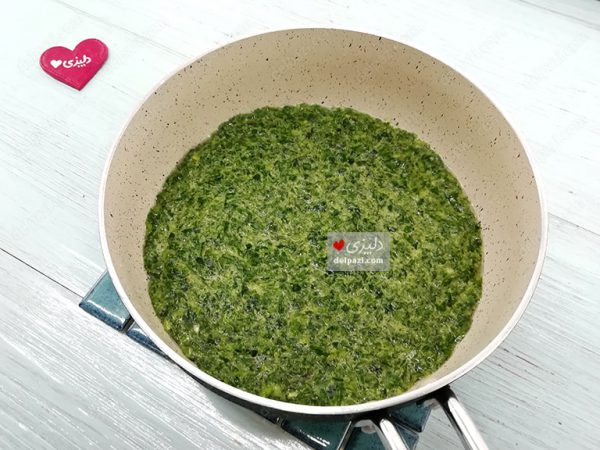 طرز تهیه کوکو سبزی در ماهیتابه